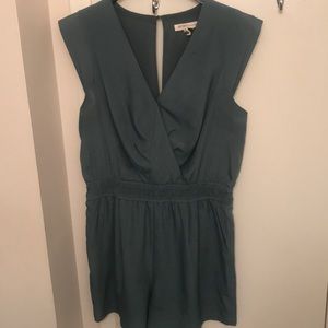 BCBG shorts romper large